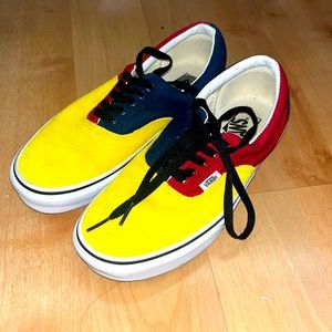US 7 men 8.5 women vans BRAND NEW